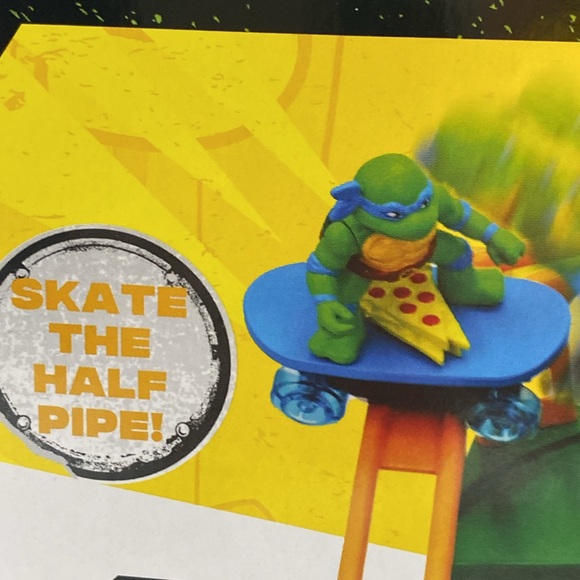 TEENAGE MUTANT NINJA TURTLES MINI MADNESS SKATE PARK - Picture 8 of 16